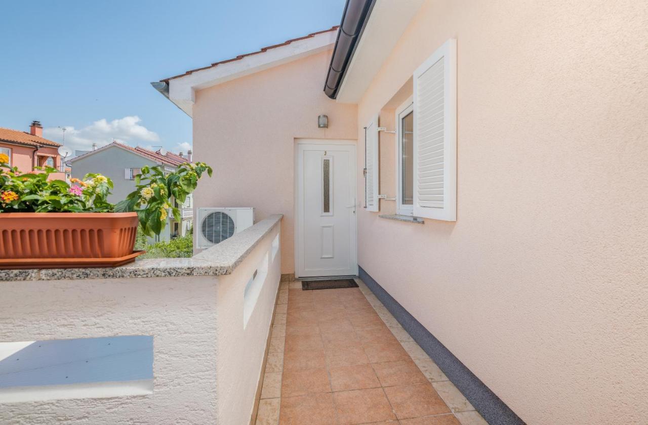 Apartment Stella Di Mare Krk Town Exteriör bild